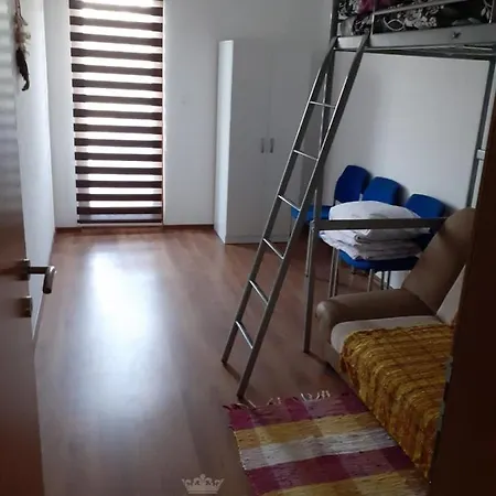 Apartman Nestroy Apartment