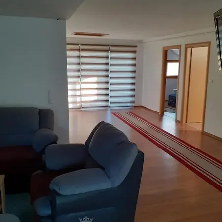Apartment Apartman Nestroy Travnik