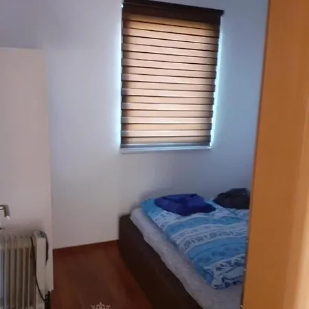 Apartment Apartman Nestroy *
